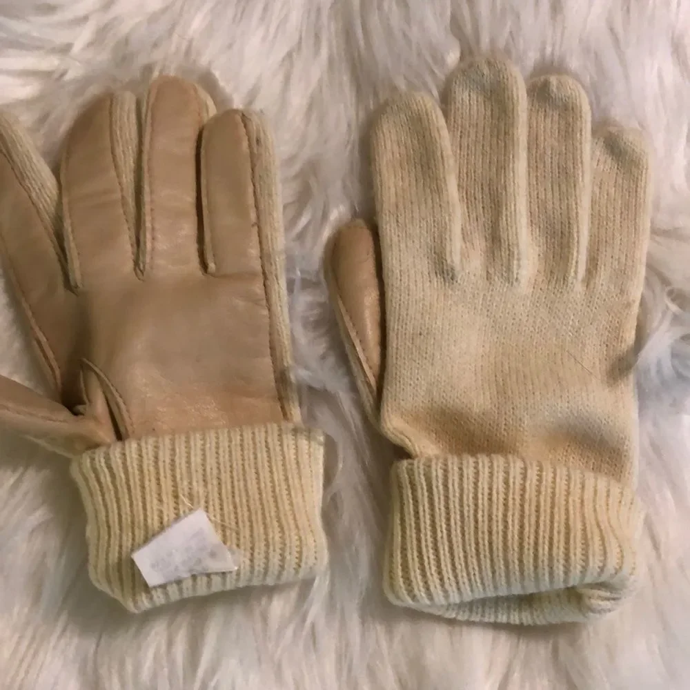 Ladies Vintage Knit Gloves Faux Leather Palms